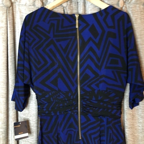 NWT Just Taylor Blue & Black Geometric Print Gold Zipper Back Dress Size 8 - Picture 9 of 12